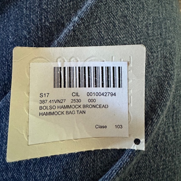 Authentic Loewe Hammock Bag - Picture 9 of 10